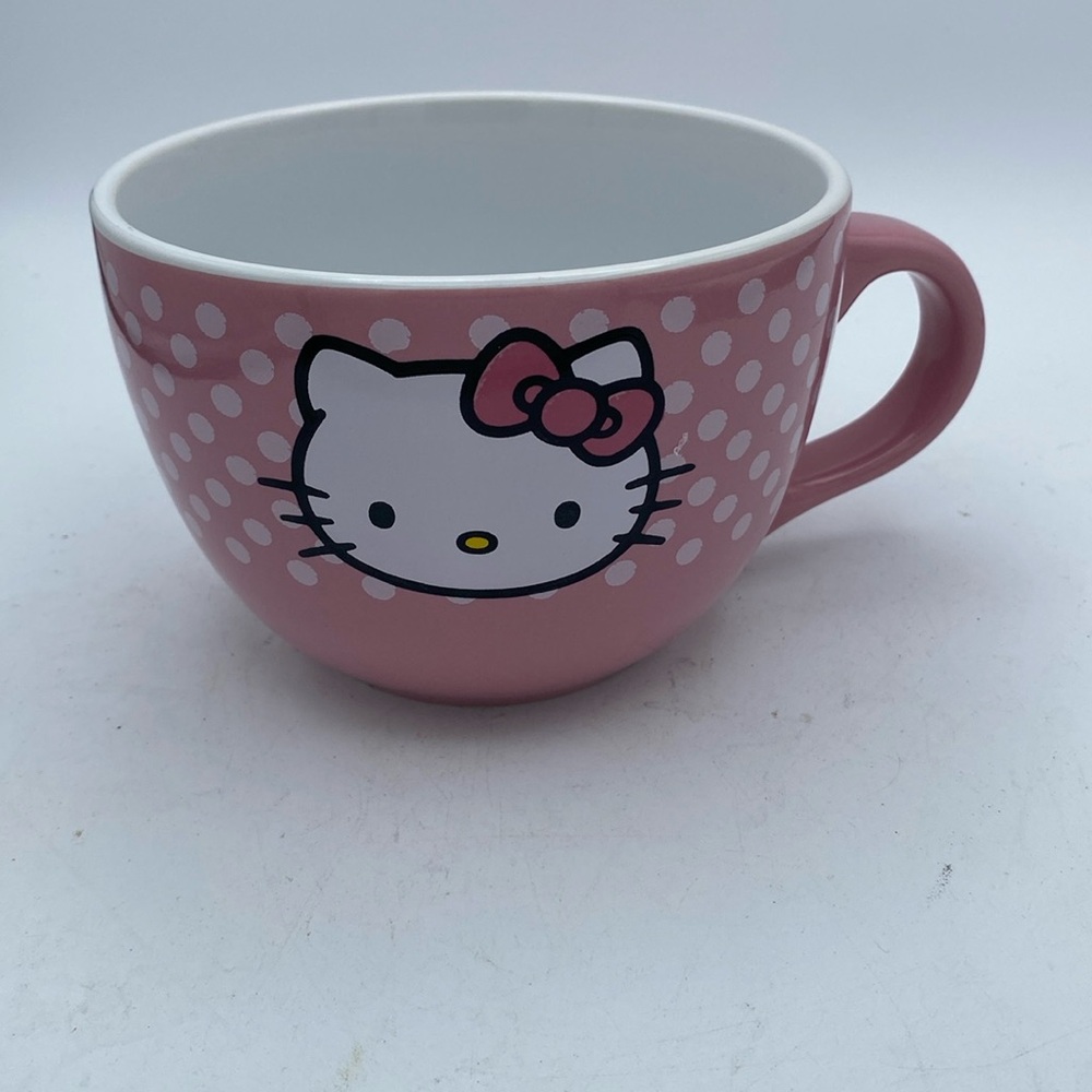 Hello Kitty by Sanrio 24 0z ceramic pink white polka dots coffee hot cocoa mug